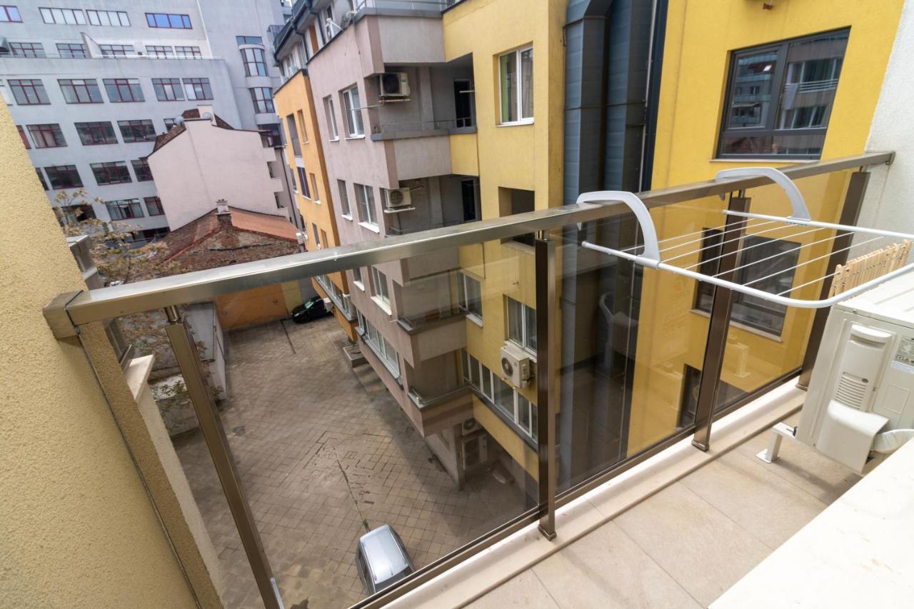 Central Sofia Condo מראה חיצוני תמונה