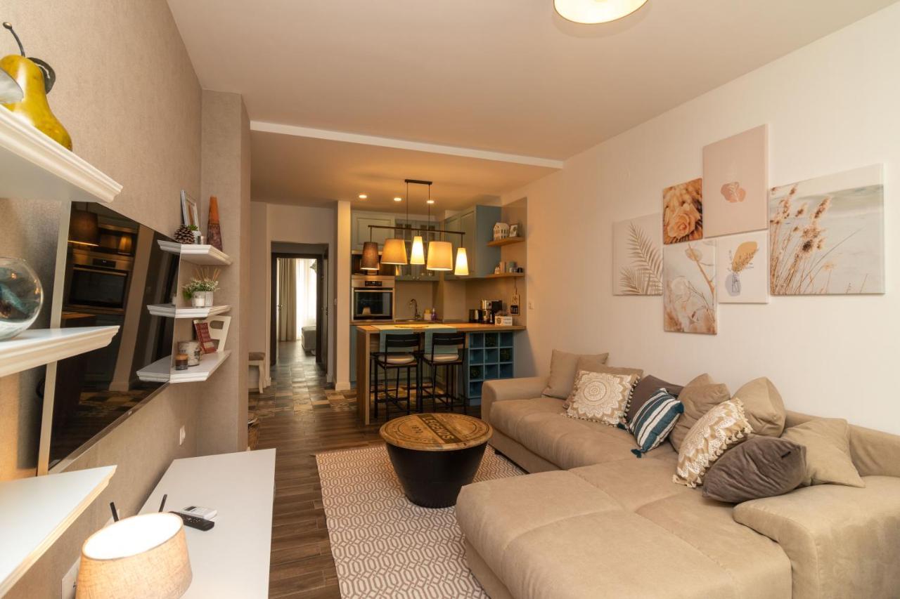 Central Sofia Condo מראה חיצוני תמונה